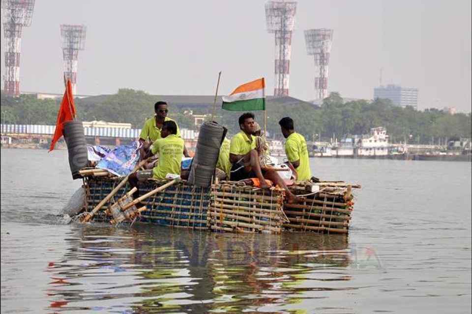 India first time empty Plastic Bottles Boat Expedition Mayapur to Kolkata - 2015