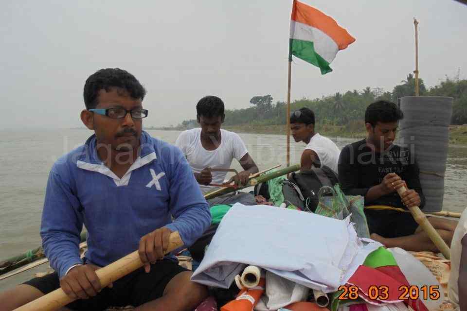India first time empty Plastic Bottles Boat Expedition Mayapur to Kolkata - 2015