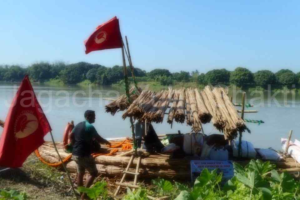 India first time Hogla Leaves Boat Expedition Hazarduary to Kolkata - 2017