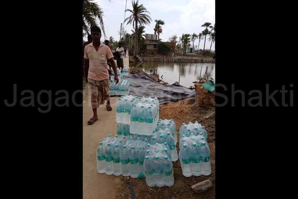 Aid to the people of Mousuni island affected by Cyclone Yaas 2021
